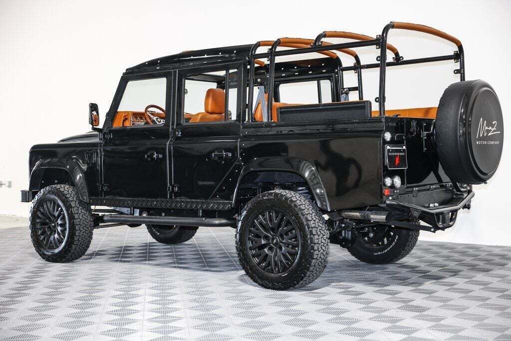 1993 Land Rover Defender 110 4dr 4WD SUV - photo 13