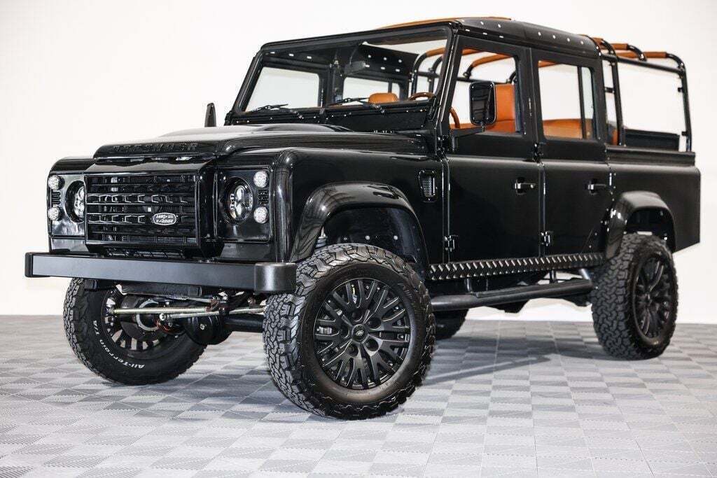 1993 Land Rover Defender 110 4dr 4WD SUV - photo 7