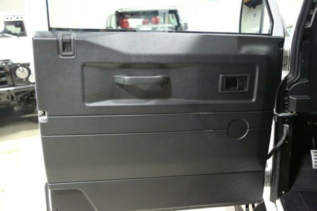 1993 Land Rover Defender 110 - photo 12