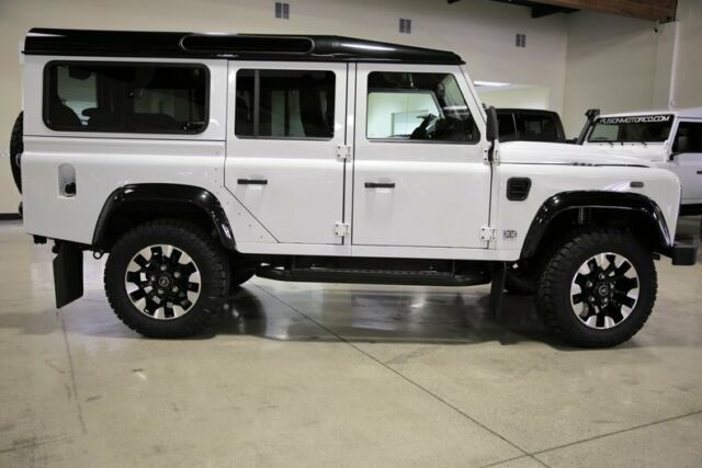 1993 Land Rover Defender 110 - photo 3