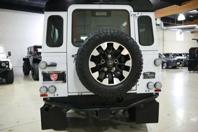 1993 Land Rover Defender 110 - photo 6