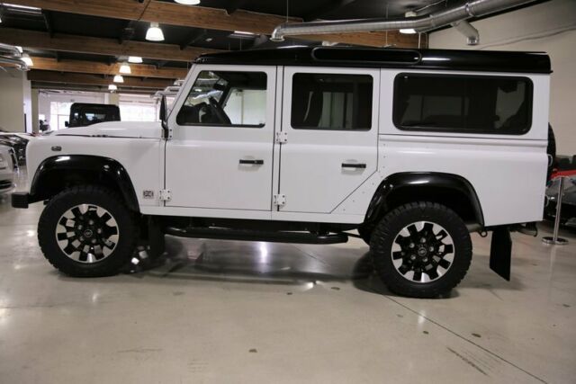 1993 Land Rover Defender 110 - photo 9