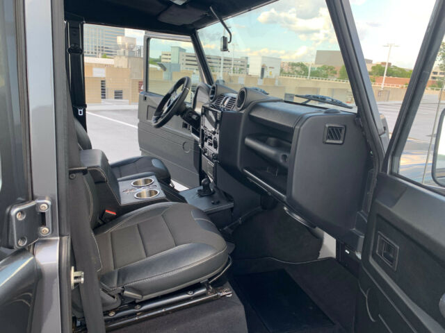 1993 Land Rover Defender - photo 12