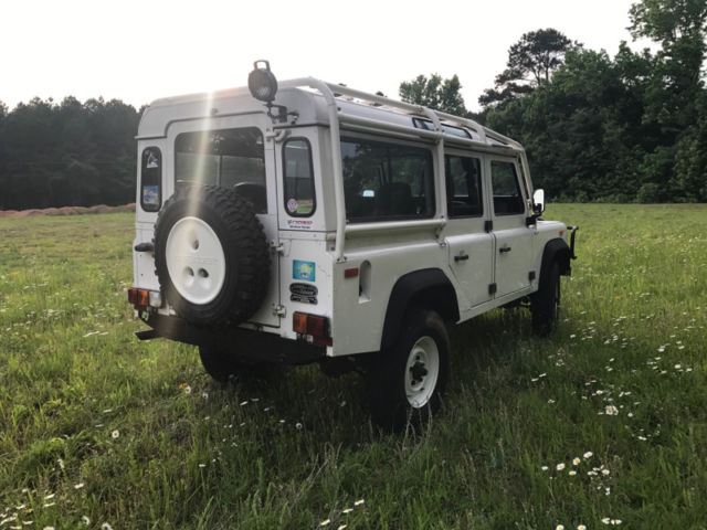 1993 Land Rover Defender Base Sport Utility 4-Door - photo 3