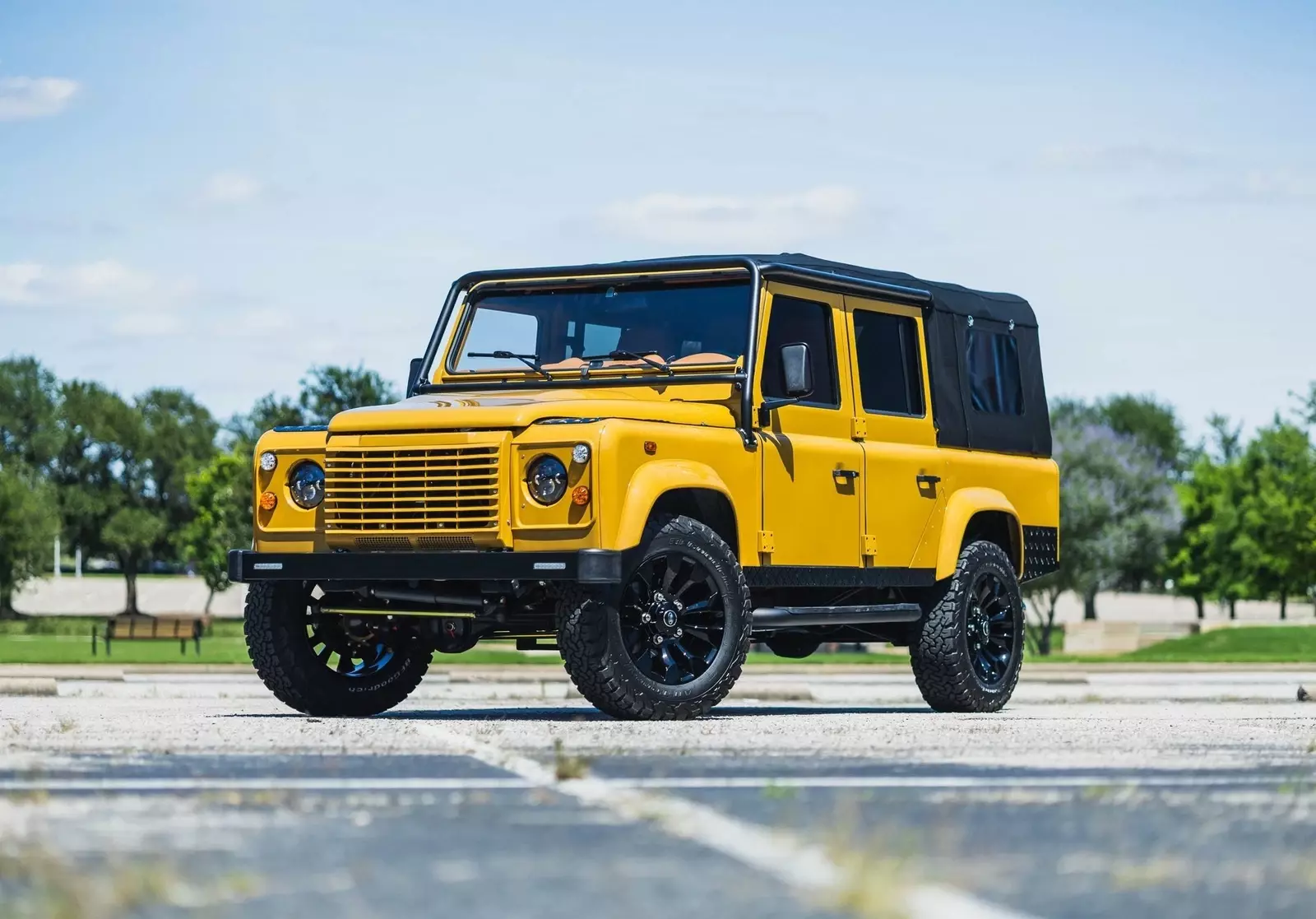 1993 Land Rover Defender 110 Custom LT1 by ECD Defenders - photo 13