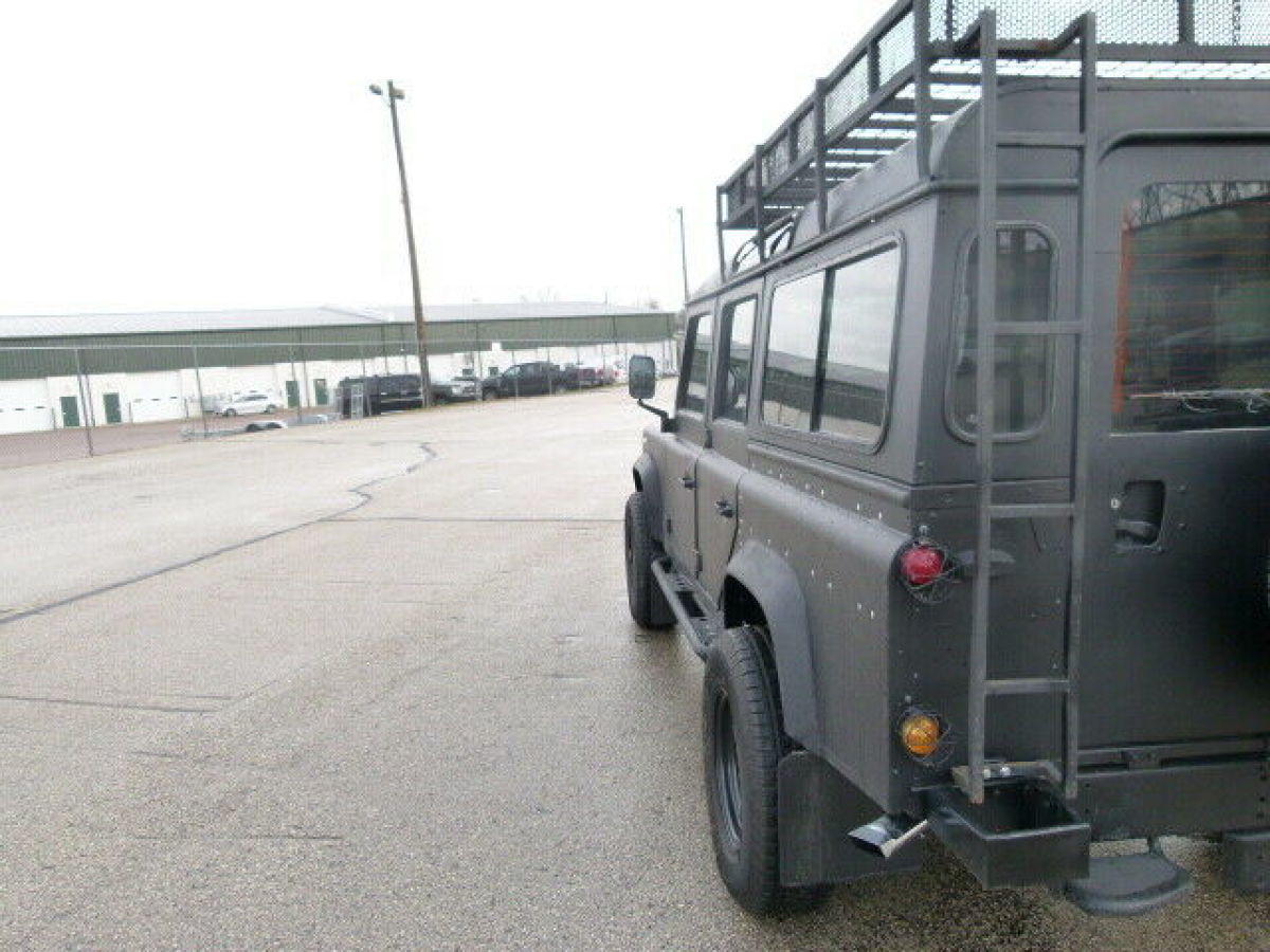1993 Land Rover Defender 110 4x4 LHD - photo 6