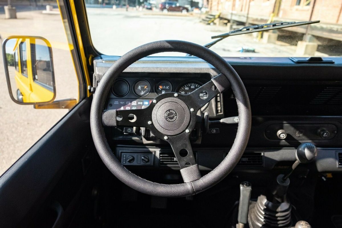 1993 Land Rover Defender - photo 12