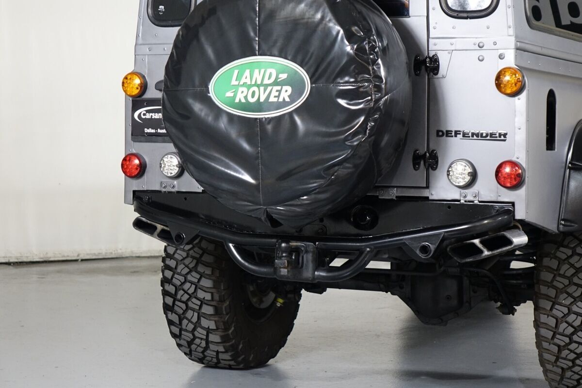 1993 Land Rover Defender 110 - photo 9