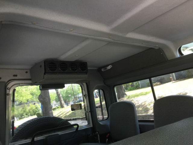 1993 Land Rover Defender 110 NAS - photo 13