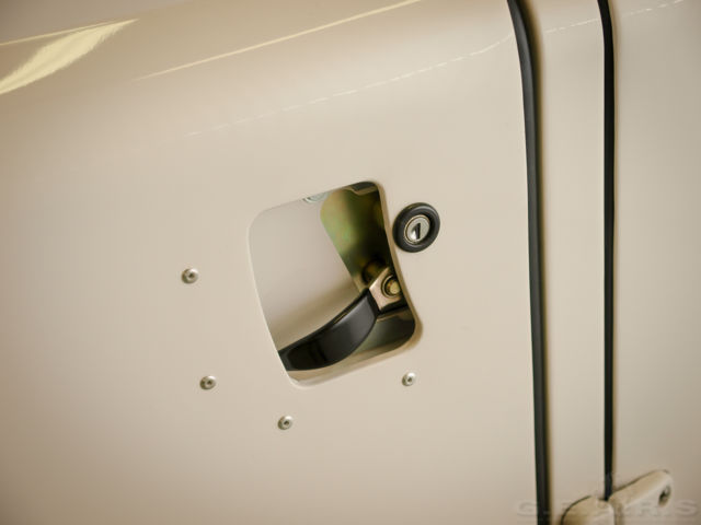 1993 Land Rover Defender NAS 110 - photo 5