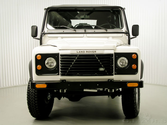 1993 Land Rover Defender NAS 110 - photo 6