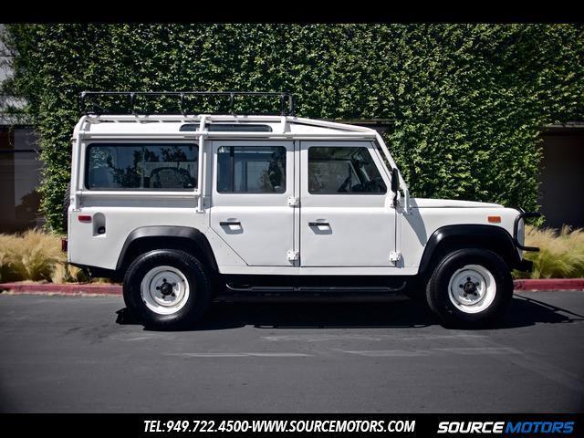 1993 Land Rover Defender Base Sport Utility 4-Door - photo 3