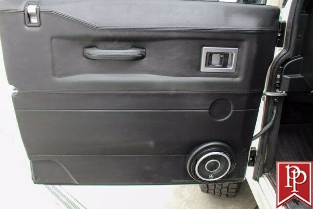 1993 Land Rover Defender Osprey Custom - photo 9
