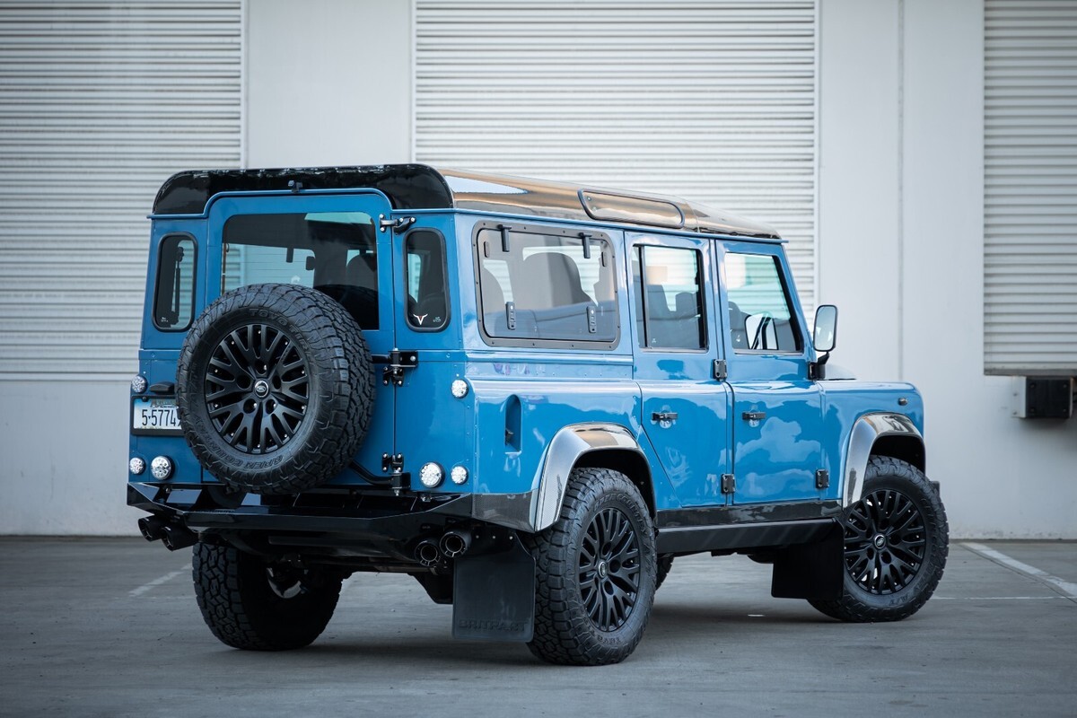 1993 Land Rover Defender RESTOMOD CUSTOM - photo 6