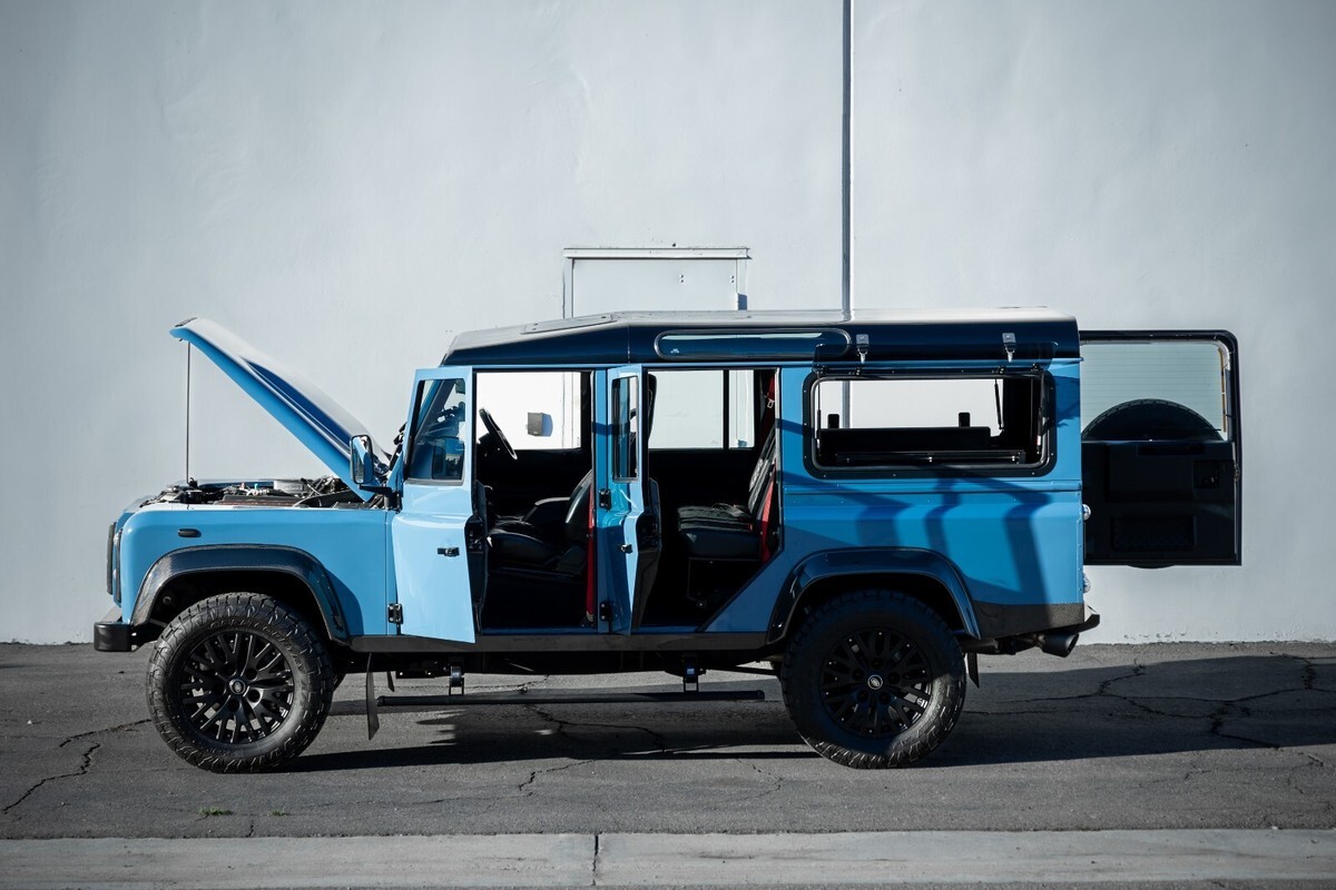 1993 Land Rover Defender RESTOMOD CUSTOM - photo 9