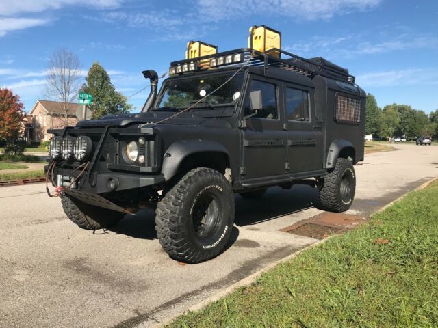 1993 Land Rover Defender 130 V8 1993 Land Rover Defender 130