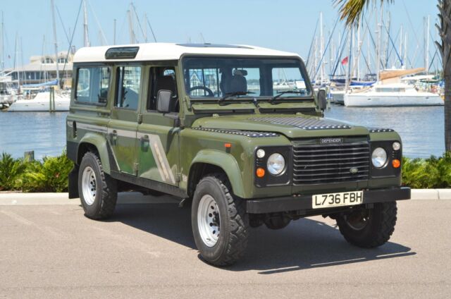 1993 Land Rover Defender COUNTY STATION WAGON - photo 2