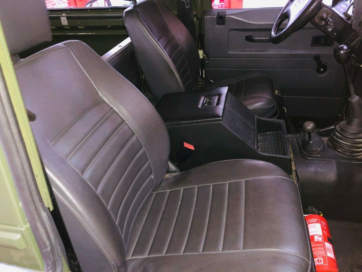 1993 Land Rover Defender - photo 12