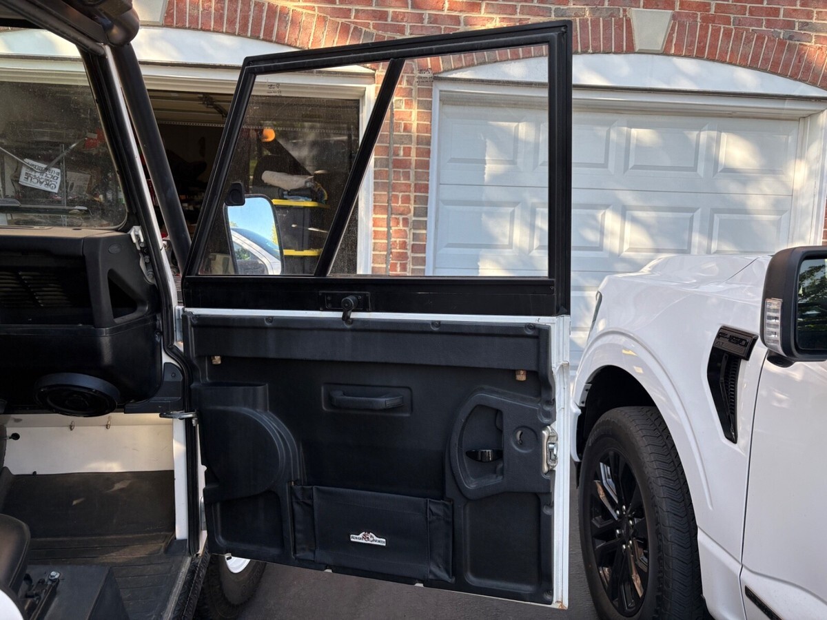1993 Land Rover Defender - photo 11