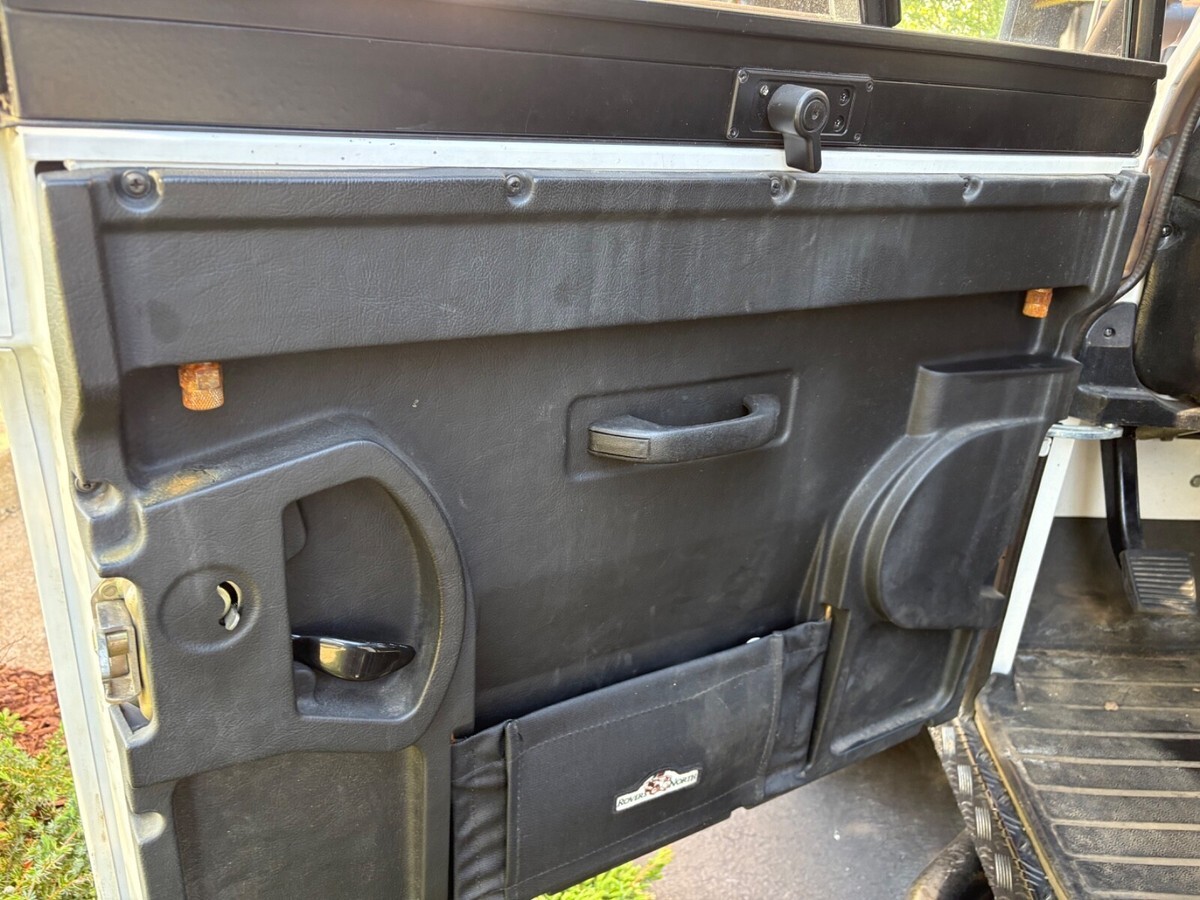1993 Land Rover Defender - photo 13