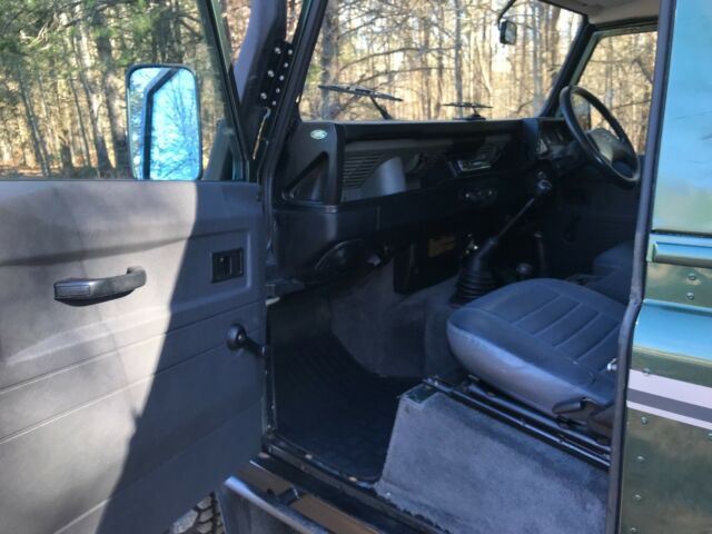 1993 Land Rover Defender - photo 11
