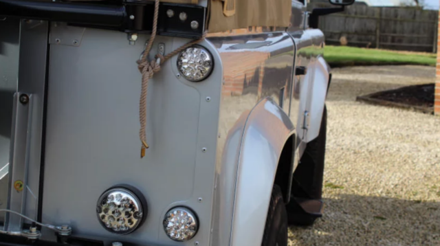 1993 Land Rover Defender - photo 3