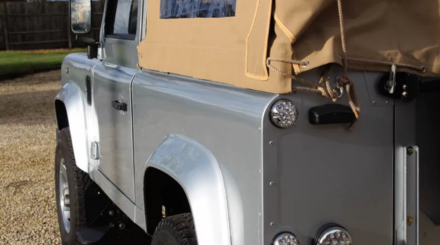 1993 Land Rover Defender - photo 8