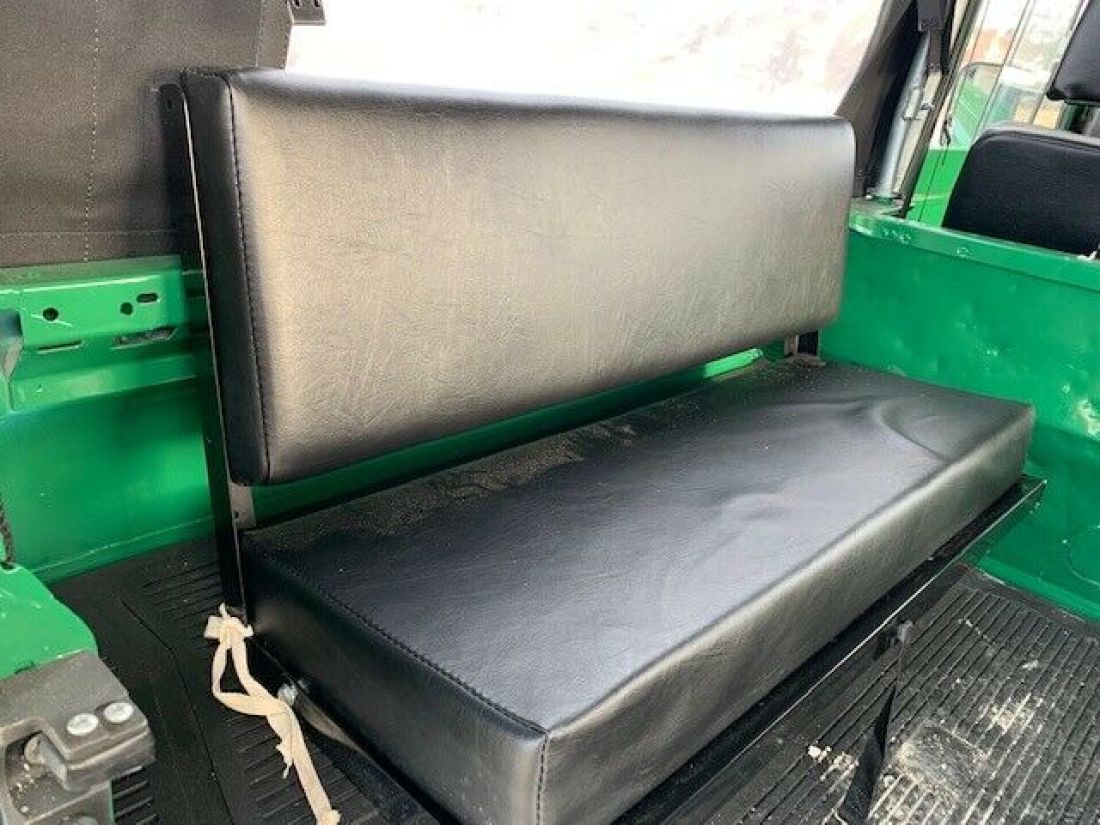 1970 Land Rover Defender - photo 10