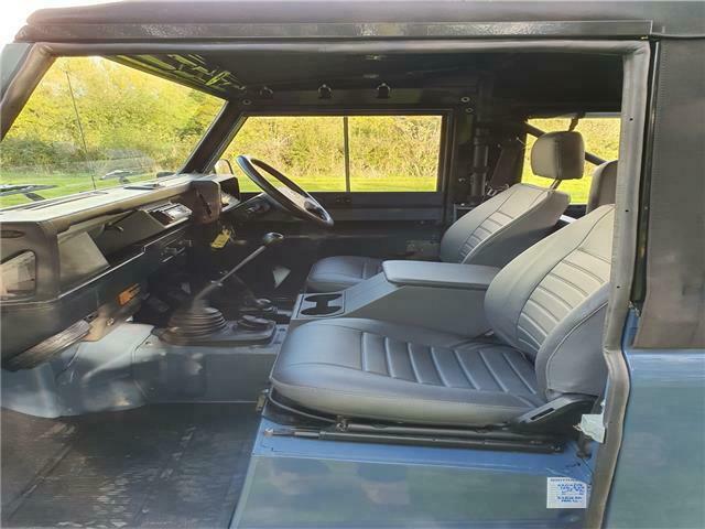 1993 Land Rover Defender soft top - photo 5