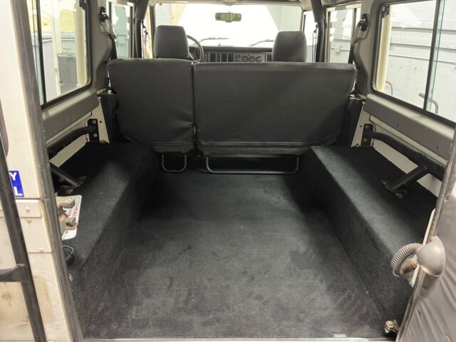 1993 Land Rover Defender 110 - photo 5