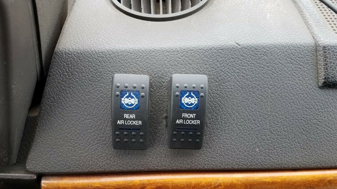 1993 Land Rover Range Rover LWB - photo 12