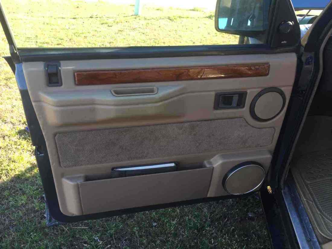 1993 Land Rover Range Rover Country SWB - photo 11