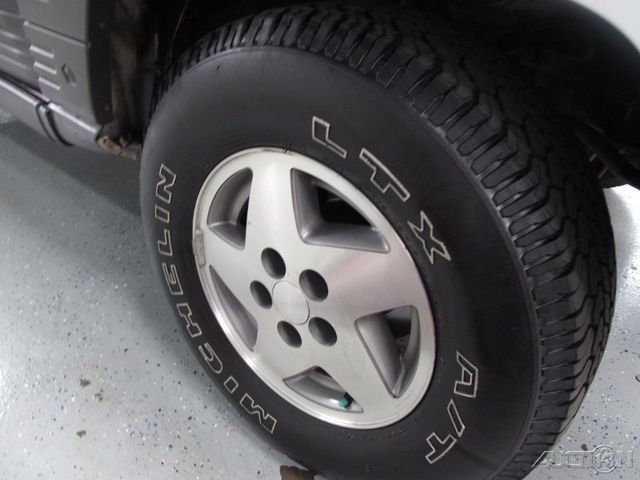 1993 Jeep Grand Cherokee Laredo - photo 9