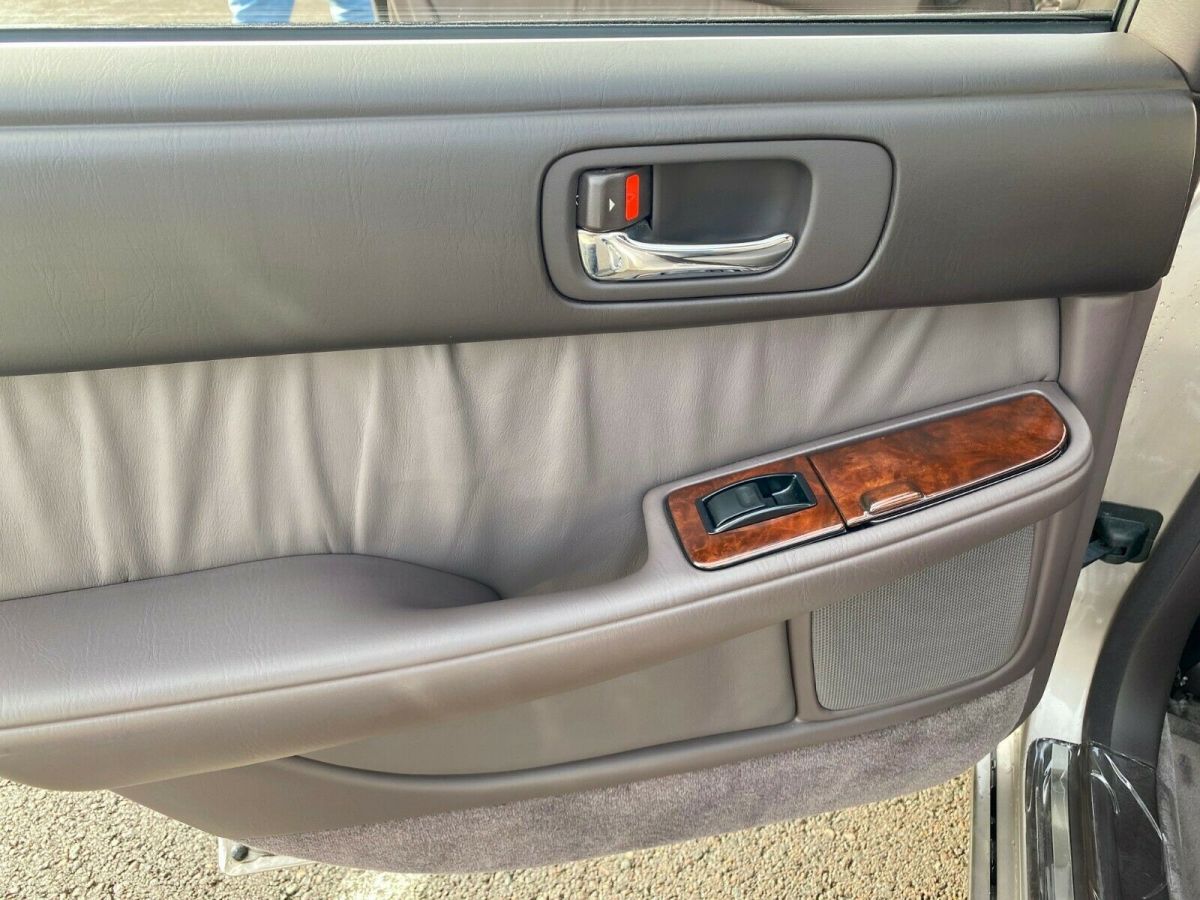 1993 Lexus LS - photo 7