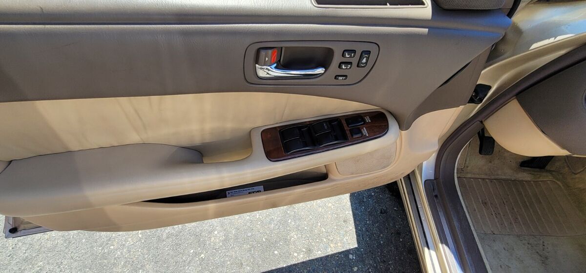 1993 Lexus LS 400 - photo 9