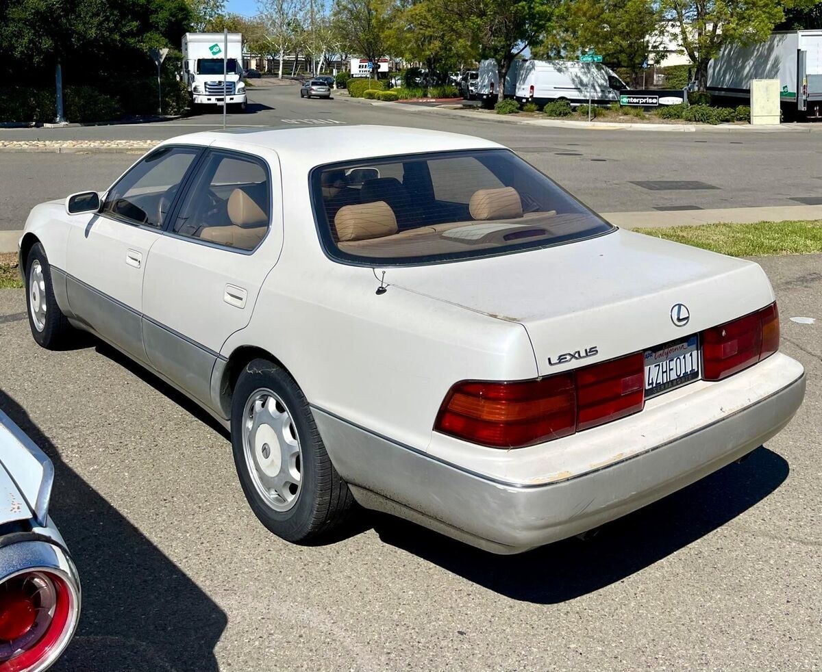 1993 Lexus LS - photo 3