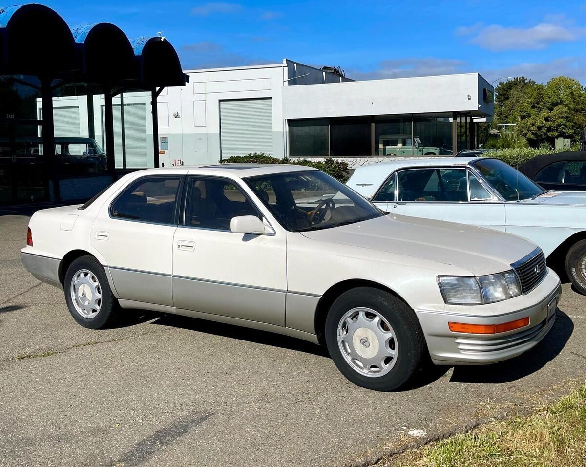 1993 Lexus LS - photo 7