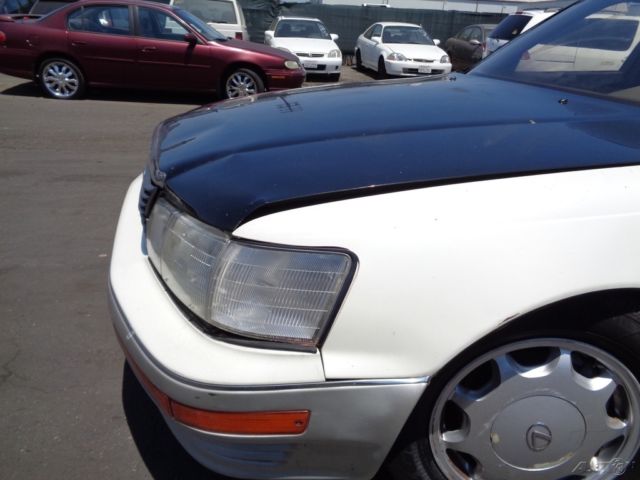 1993 Lexus LS Base Sedan 4-Door - photo 11