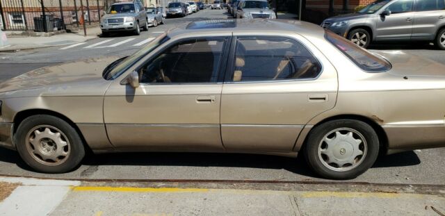 1993 Lexus LS - photo 2