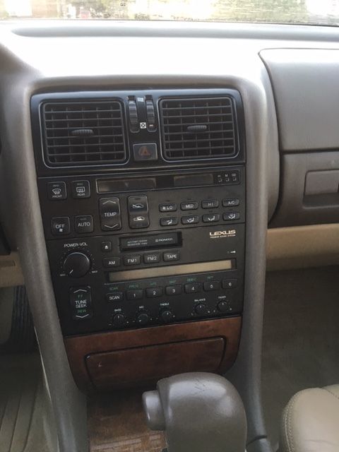 1993 Lexus LS Base Sedan 4-Door - photo 7