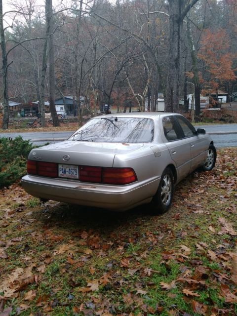 1993 Lexus LS 400 - photo 10