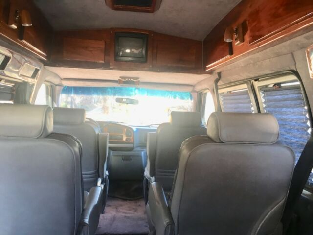 1993 Ford E-Series Van Chariot vans conversion - photo 10