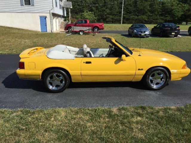 1993 Limited Edition Feature Mustang, 1 of 384 built 1993 Ford Mustang