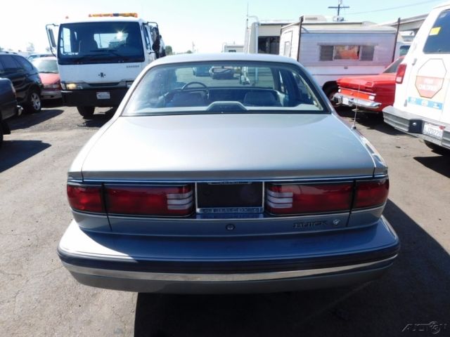 1993 Buick LeSabre Limited - photo 6