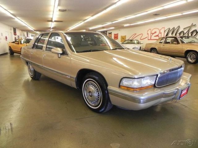 1993 Buick Roadmaster Limited - photo 2