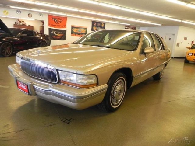 1993 Buick Roadmaster Limited - photo 4
