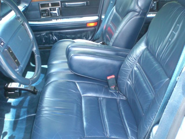 1993 Lincoln Continental Signature Series - photo 11