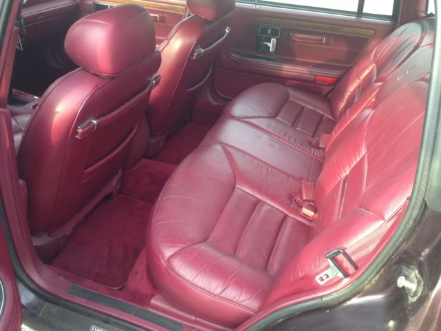 1993 Lincoln Continental Executive 4-Door - photo 10