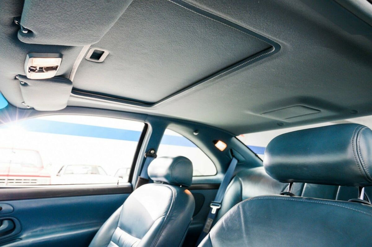 1993 Lincoln Mark Series - photo 10