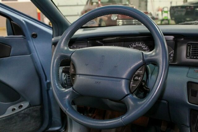 1993 Lincoln Mark Series - photo 12
